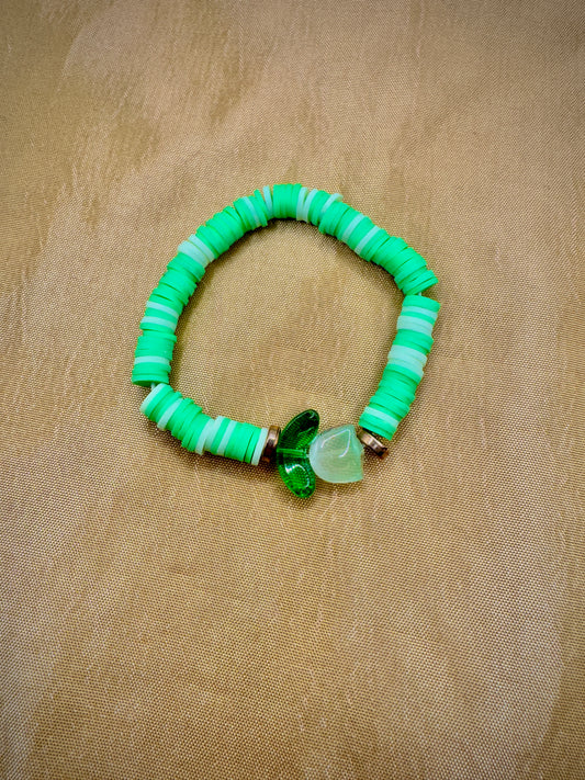 Emerald glow bracelet